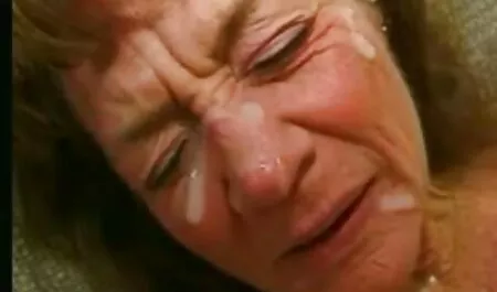 chevaucher un gode et filme online gratis xx sucer une bite