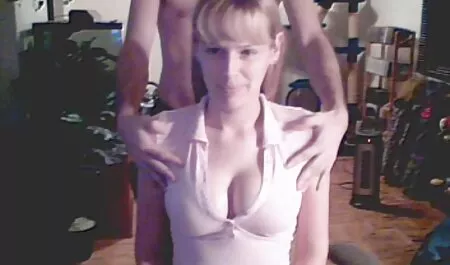 Le voisin porno francais en hd profite d'une fille sexy