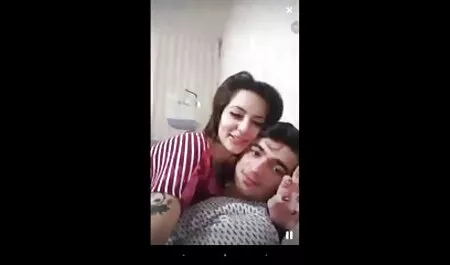 Quatre tukif porno hd fines chiennes DPed, CumSplashed et Fed