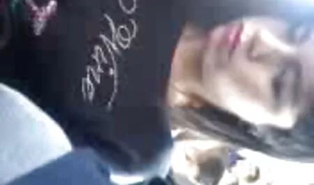 2 putes Skank et 1 mec chanceux porno video hd gratuit