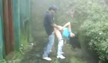 Fille perd le pari et se film porno hd fait fesser